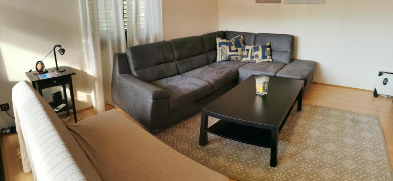 Apartment Lara โรวีน ภายนอก รูปภาพ