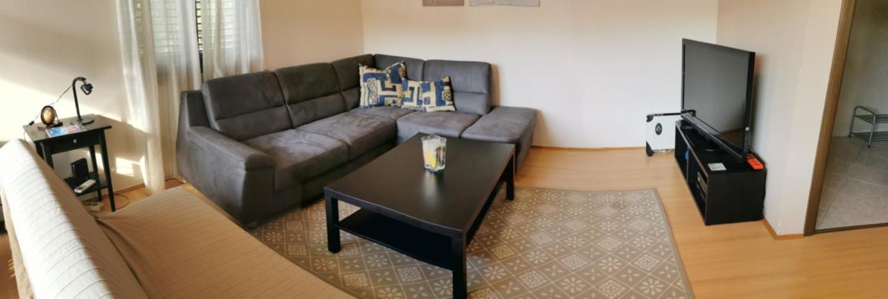Apartment Lara โรวีน ภายนอก รูปภาพ