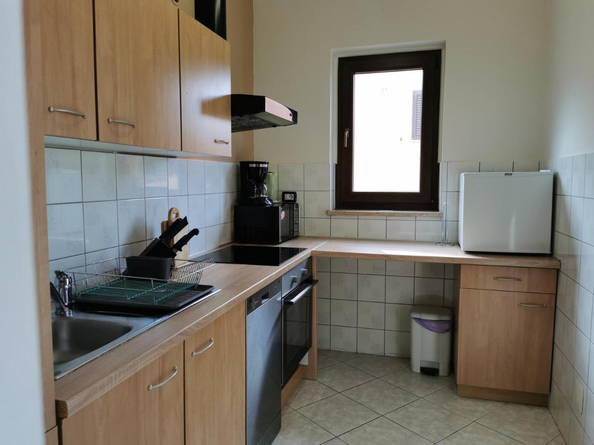 Apartment Lara โรวีน ภายนอก รูปภาพ