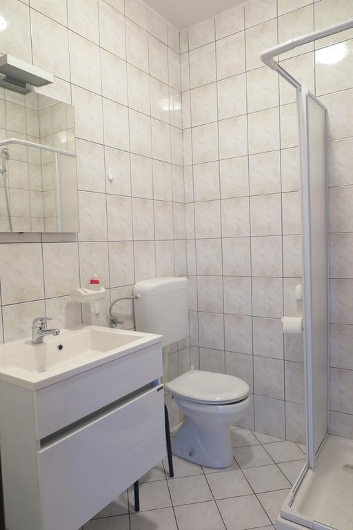 Apartment Lara โรวีน ภายนอก รูปภาพ